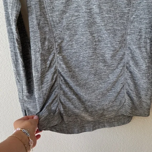 Athleta Long Sleeve Top Zip Up Henely Gray size Small - Picture 10 of 13